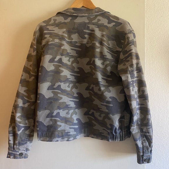 Sky and Sparrow camo jacket size Large - Picture 2 of 3